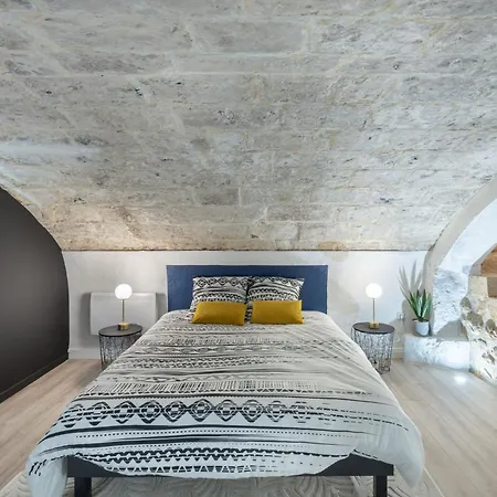 Le Spa Du Donjon Apartment *