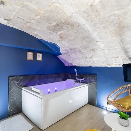 Le Spa Du Donjon Apartment Rouen